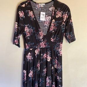 NWT Short Sleeve CR Dress!✨